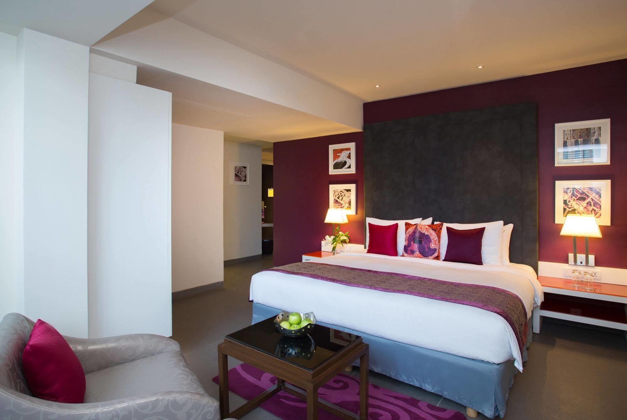 Hard Rock Hotel Goa Calangute Εξωτερικό φωτογραφία A bedroom at the hotel