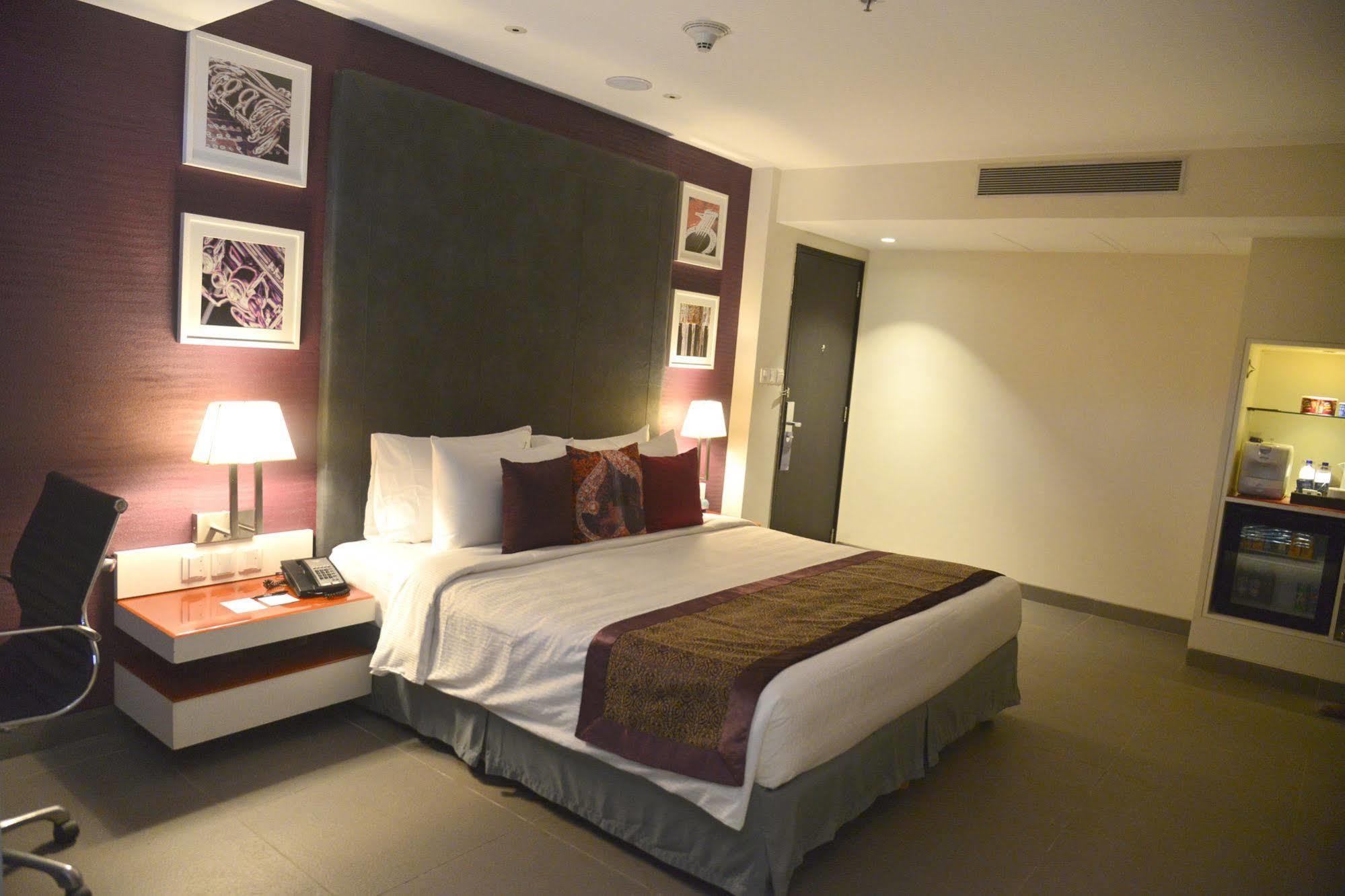 Hard Rock Hotel Goa Calangute Εξωτερικό φωτογραφία A room at the hotel